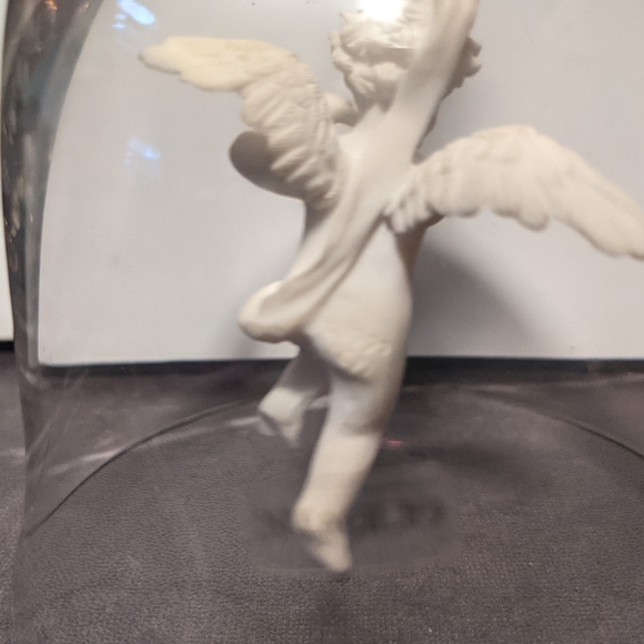 ☃️ Vintage Intaglio Italian Crystal/Glass Bell with Angel Pendulum - Picture 3 of 6